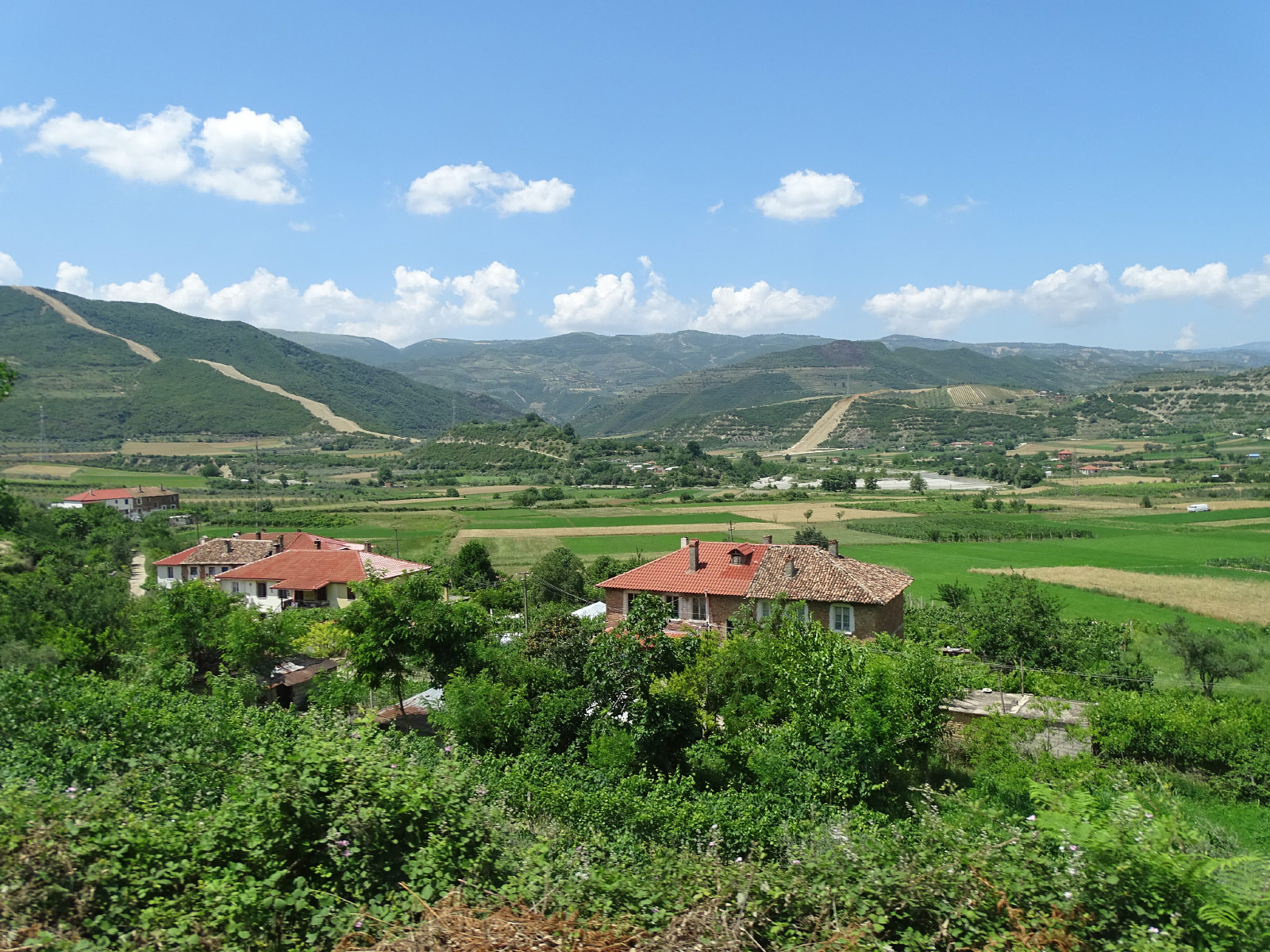 Osum Canyon (Photo license: CC BY 2.0)